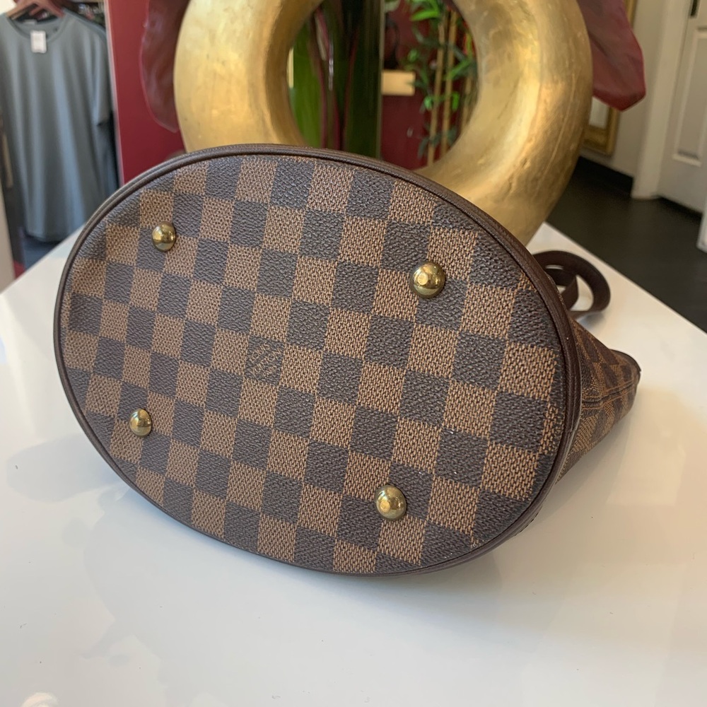 Louis Vuitton Ebene Bucket Marais Handbag - Picture 4 of 6